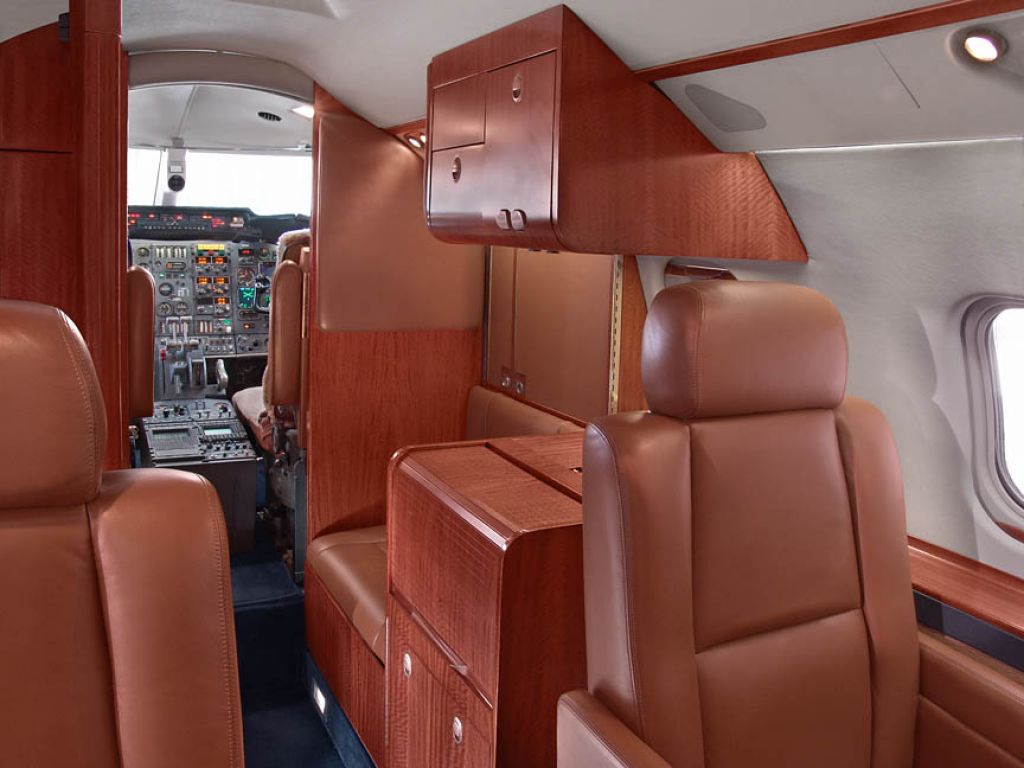 jet Bombardier Learjet 55